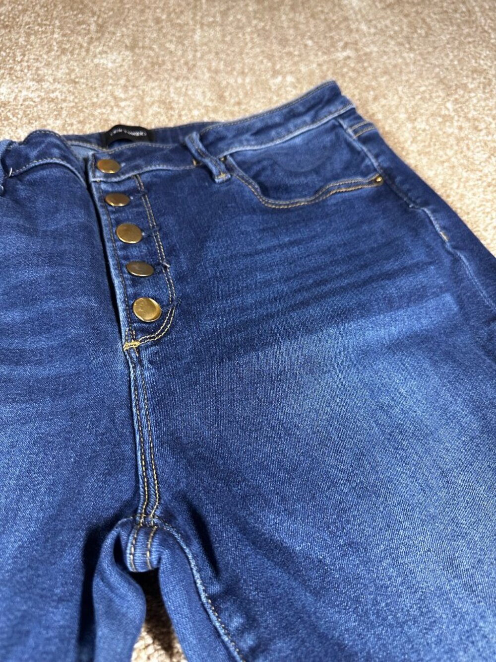 Driftwood Wyatt High Rise Button Fly Flare Jeans Size 32 Dark Wash - Picture 3 of 10